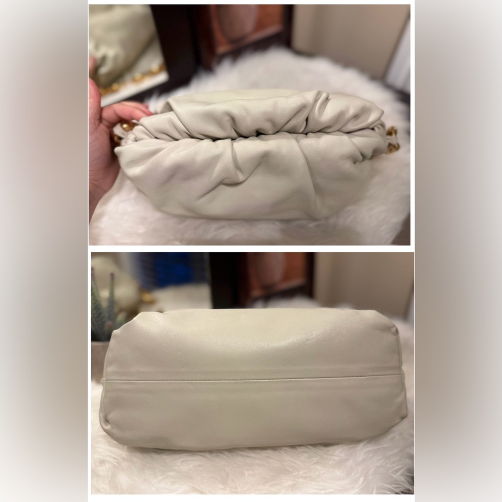 🎀Bottega Veneta Chain Pouch🎀 - Picture 5 of 16